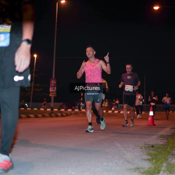 Runner Photo 3438468