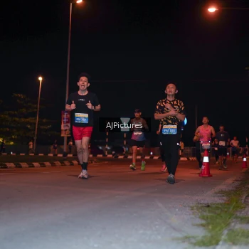 Runner Photo 3438475