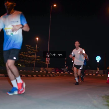 Runner Photo 3438478