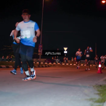 Runner Photo 3438485
