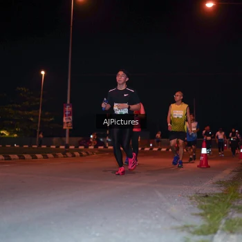 Runner Photo 3438493