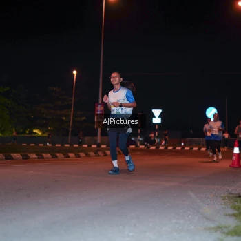 Runner Photo 3438510