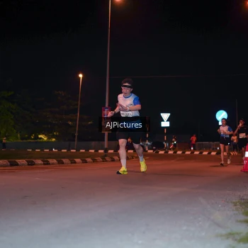 Runner Photo 3438514