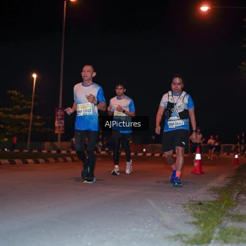 Runner Photo 3438518