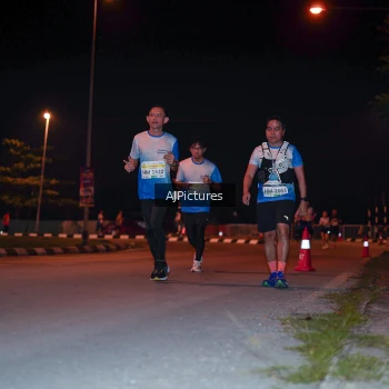 Runner Photo 3438519