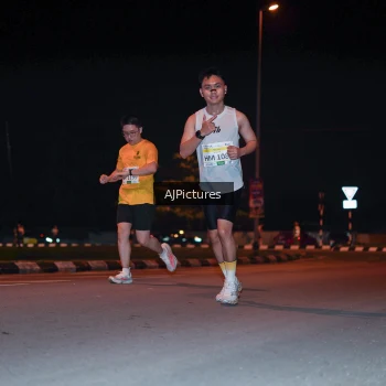 Runner Photo 3438521