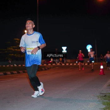 Runner Photo 3438531
