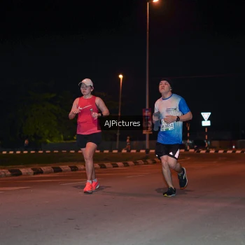 Runner Photo 3438535