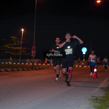 Runner Photo 3438536