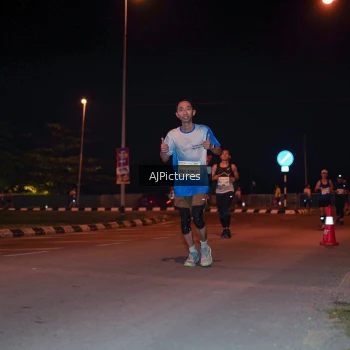Runner Photo 3438547