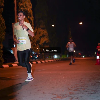Runner Photo 3438557
