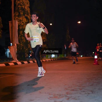 Runner Photo 3438558