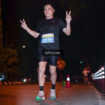 Runner Photo 3438576