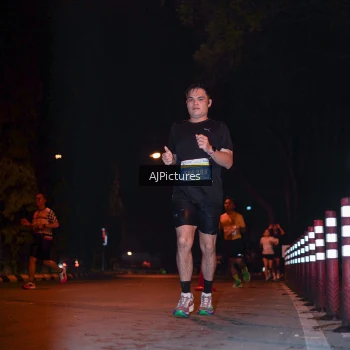 Runner Photo 3438577