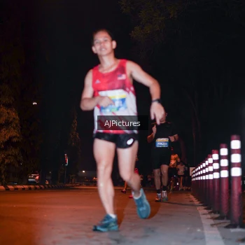 Runner Photo 3438584