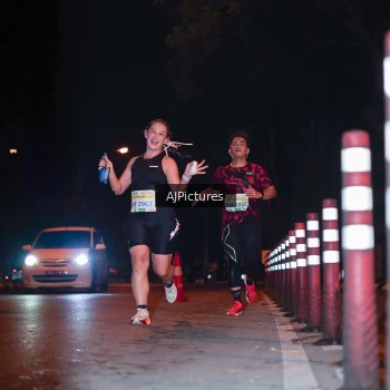 Runner Photo 3438588