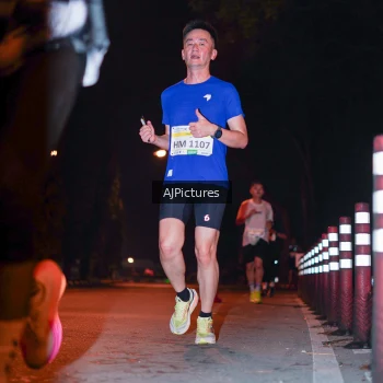 Runner Photo 3438598