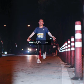 Runner Photo 3438614