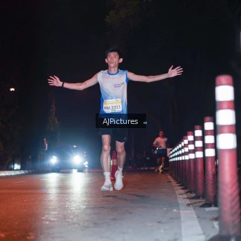 Runner Photo 3438624