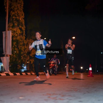 Runner Photo 3438633