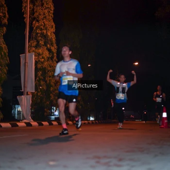 Runner Photo 3438634