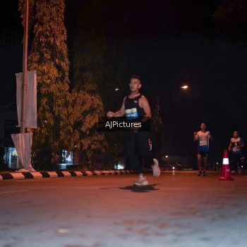 Runner Photo 3438637