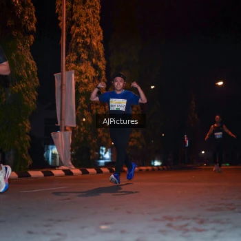 Runner Photo 3438642