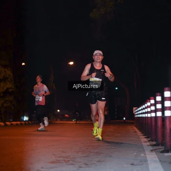 Runner Photo 3438653