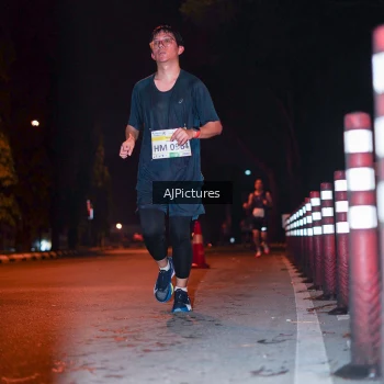 Runner Photo 3438664