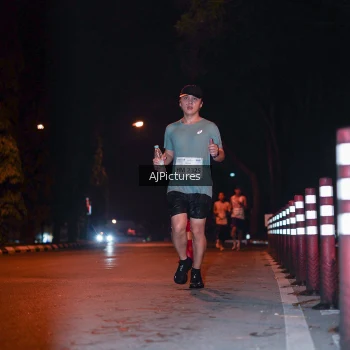 Runner Photo 3438670