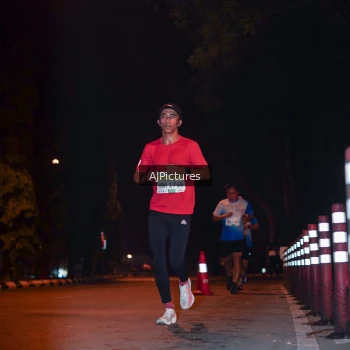 Runner Photo 3438677
