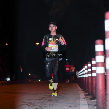 Runner Photo 3438679