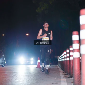 Runner Photo 3438683
