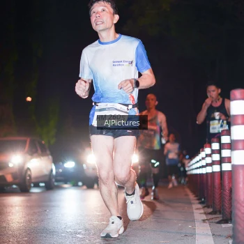Runner Photo 3438691