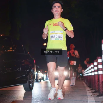 Runner Photo 3438696