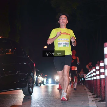 Runner Photo 3438698