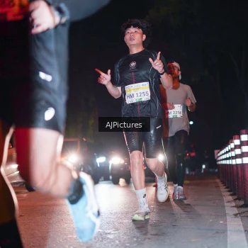 Runner Photo 3438705