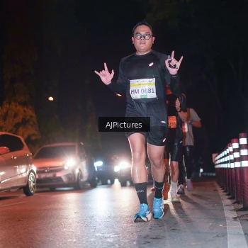 Runner Photo 3438707