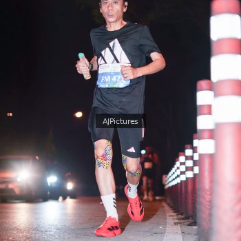 Runner Photo 3438714
