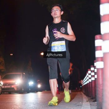 Runner Photo 3438718