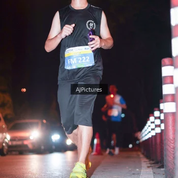 Runner Photo 3438719