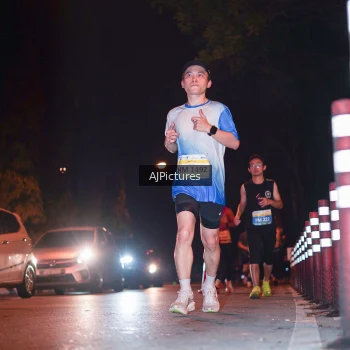Runner Photo 3438721