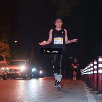 Runner Photo 3438733