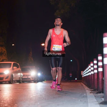 Runner Photo 3438734