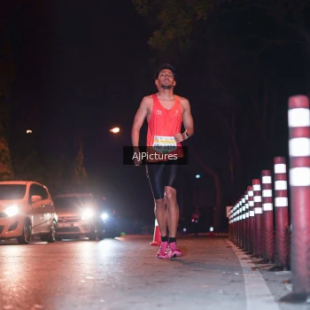 Runner Photo 3438735