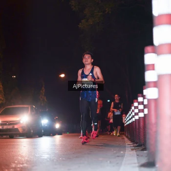 Runner Photo 3438741