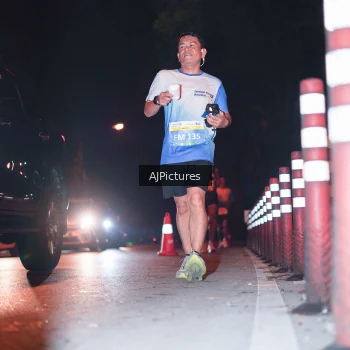 Runner Photo 3438749
