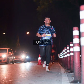 Runner Photo 3438755