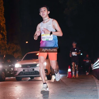 Runner Photo 3438761