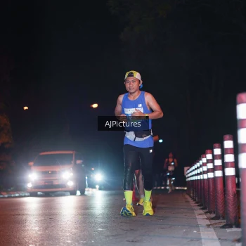 Runner Photo 3438773